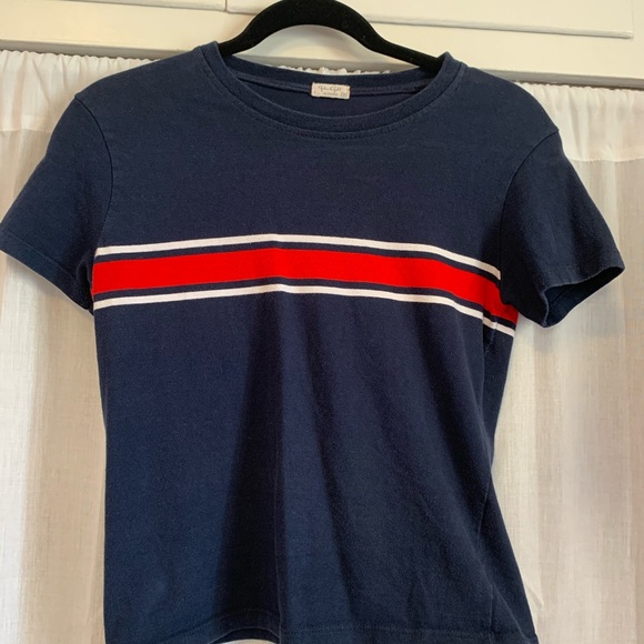 simple t-shirt - Picture 3 of 4